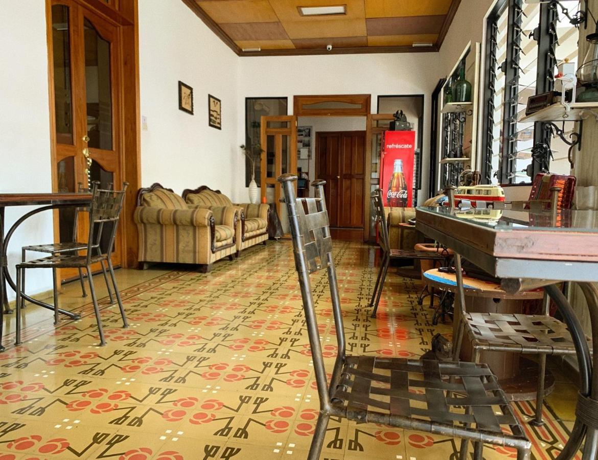 סנטה אנה Hostal Las Puertas מראה חיצוני תמונה
