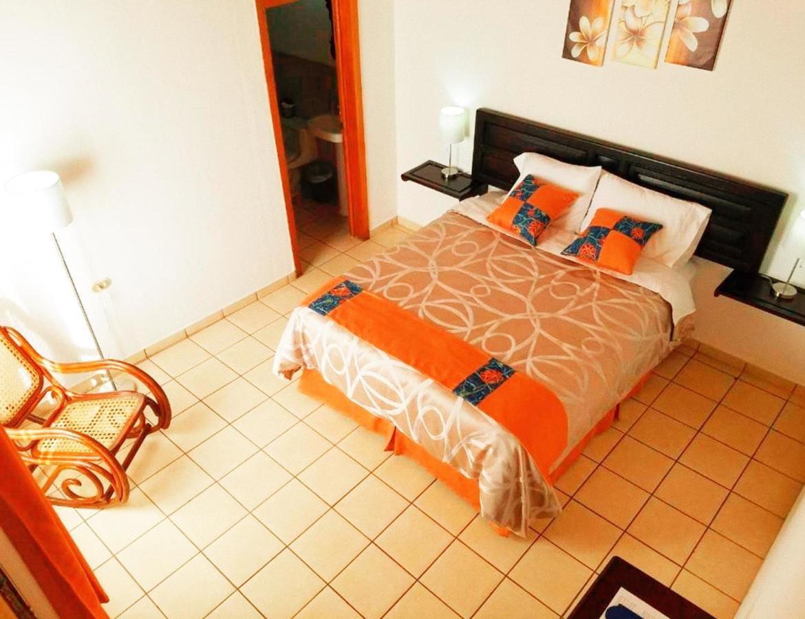 סנטה אנה Hostal Las Puertas מראה חיצוני תמונה