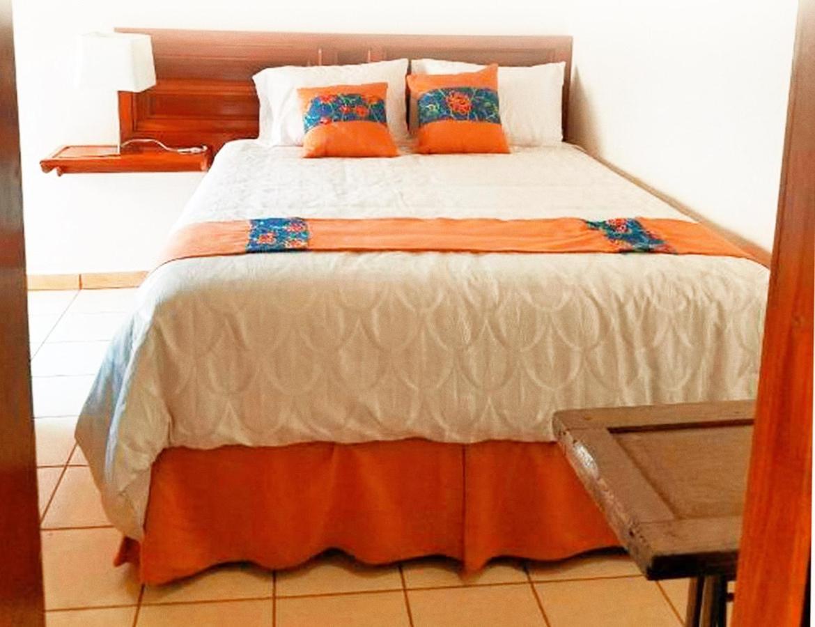 סנטה אנה Hostal Las Puertas מראה חיצוני תמונה