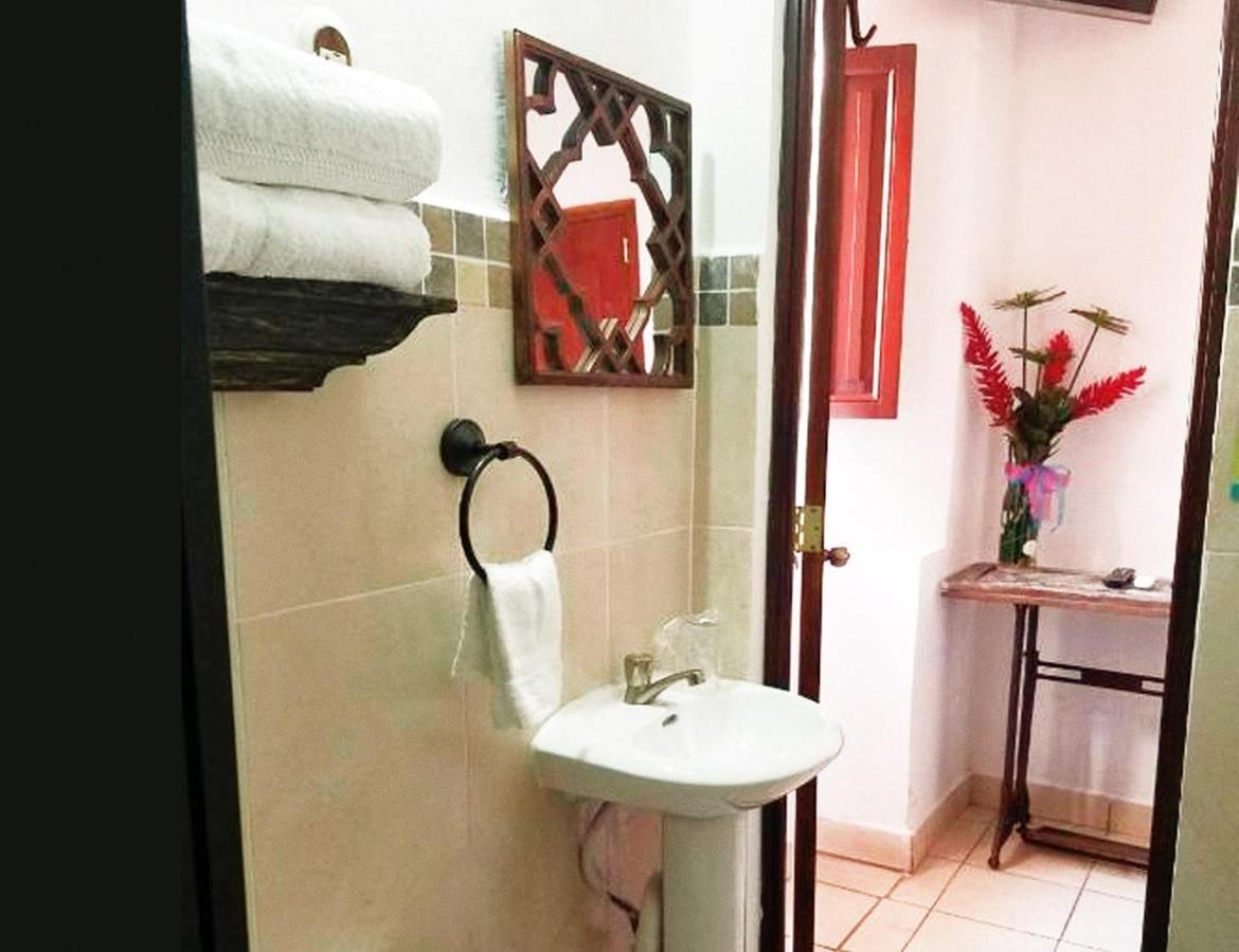 סנטה אנה Hostal Las Puertas מראה חיצוני תמונה